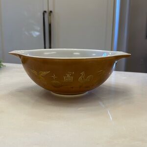 PYREX-Cinderella 4 Qt Mixing Bowl*Colonial Brown&22k Gold *Vintage 1962-1971